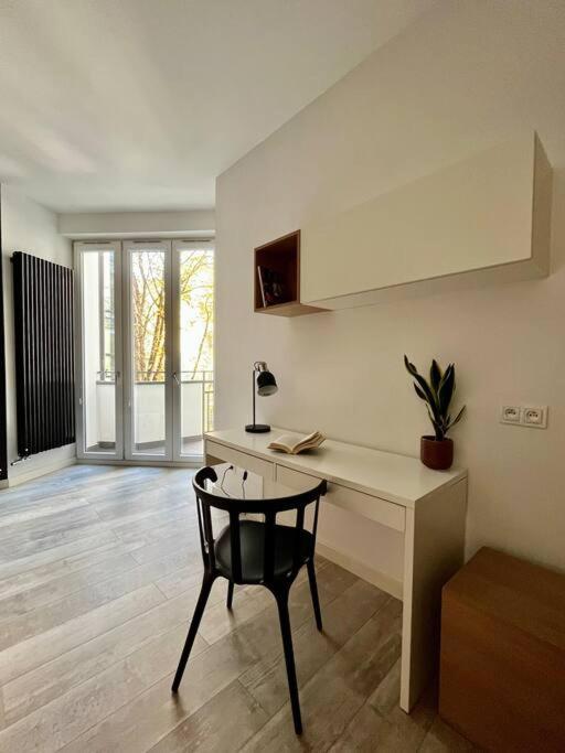 Smart Apartment Ogrodowa Varşovia Exterior foto