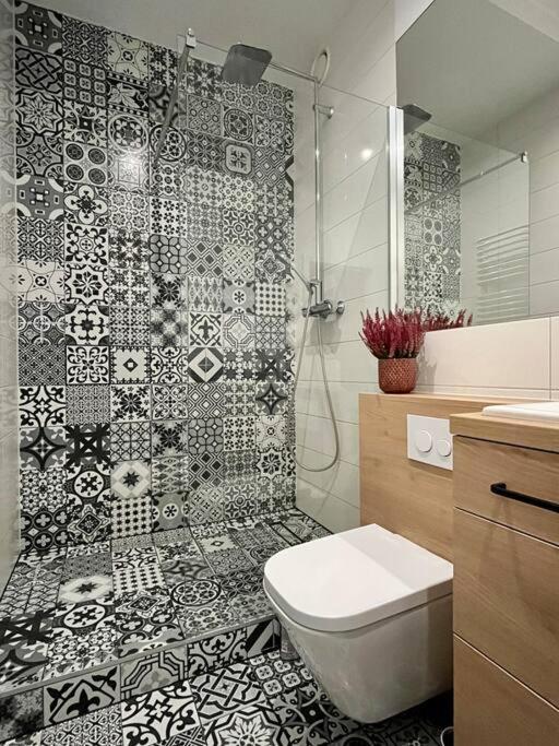 Smart Apartment Ogrodowa Varşovia Exterior foto
