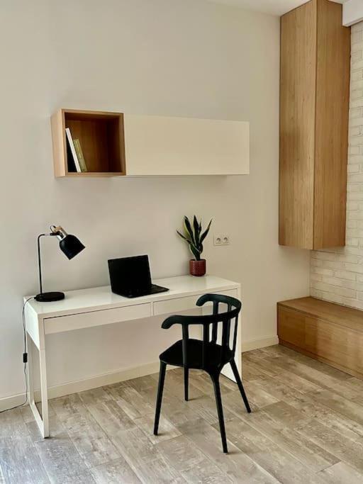 Smart Apartment Ogrodowa Varşovia Exterior foto